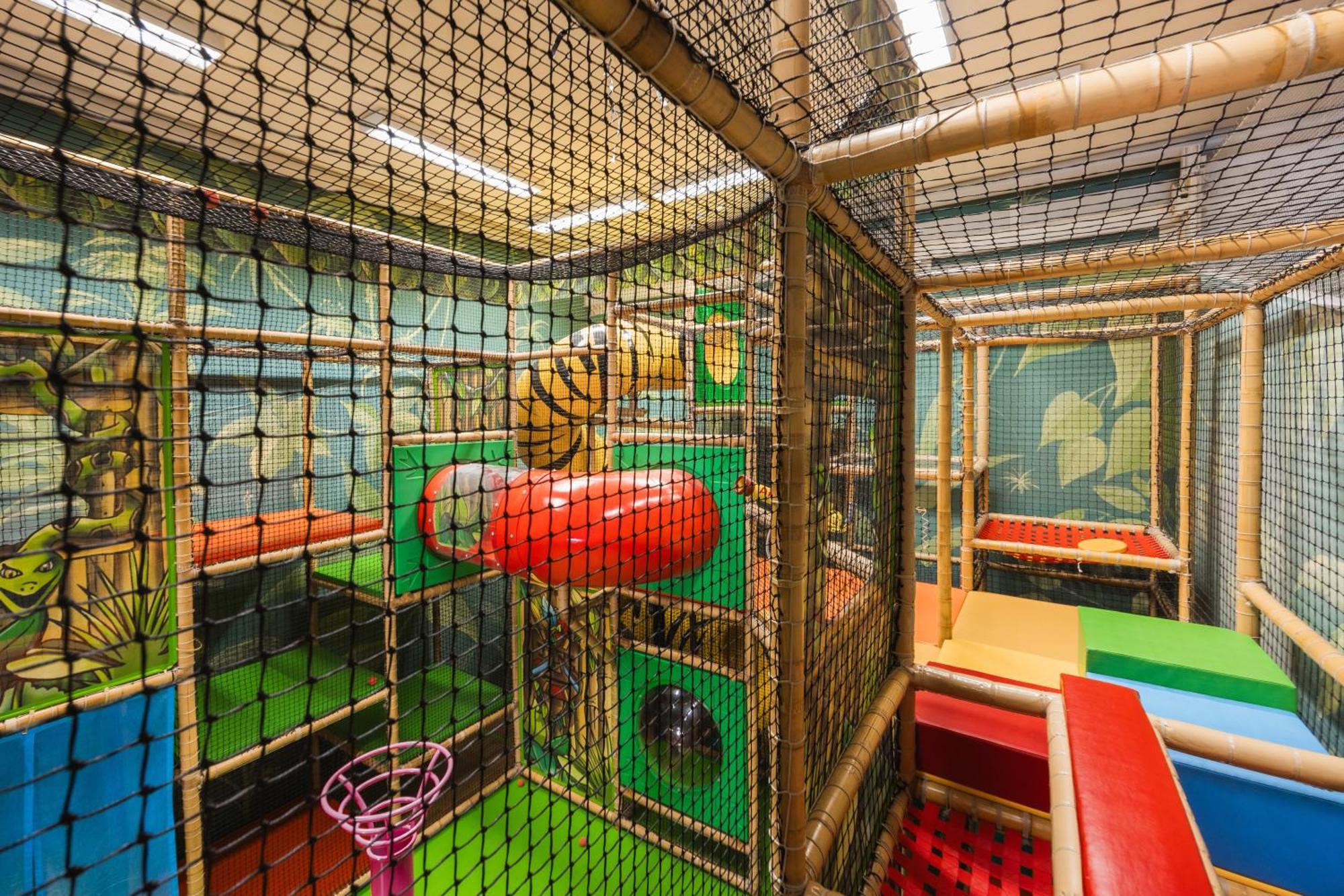Neueroeffnung Miaflor Familien- & Aktivresort รีด อิม โอเบอร์อินน์ทาล ภายนอก รูปภาพ