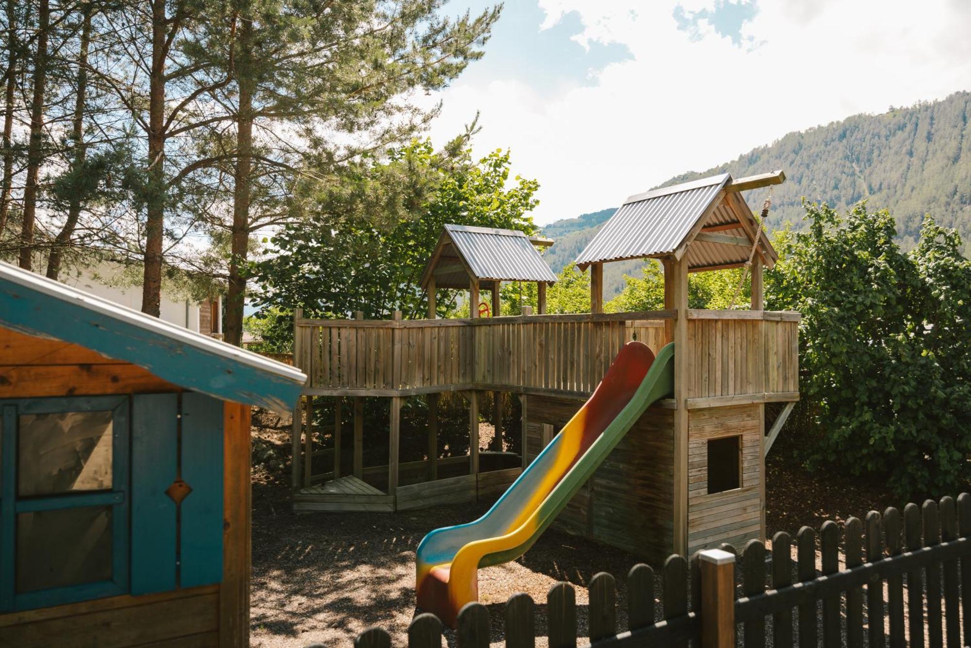 Neueroeffnung Miaflor Familien- & Aktivresort รีด อิม โอเบอร์อินน์ทาล ภายนอก รูปภาพ